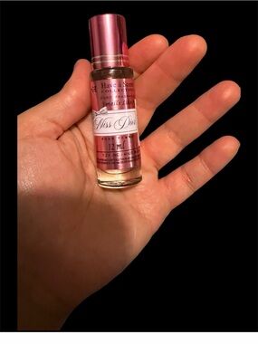 Miss Dior Pink Rollerball Perfume Oil 12ml